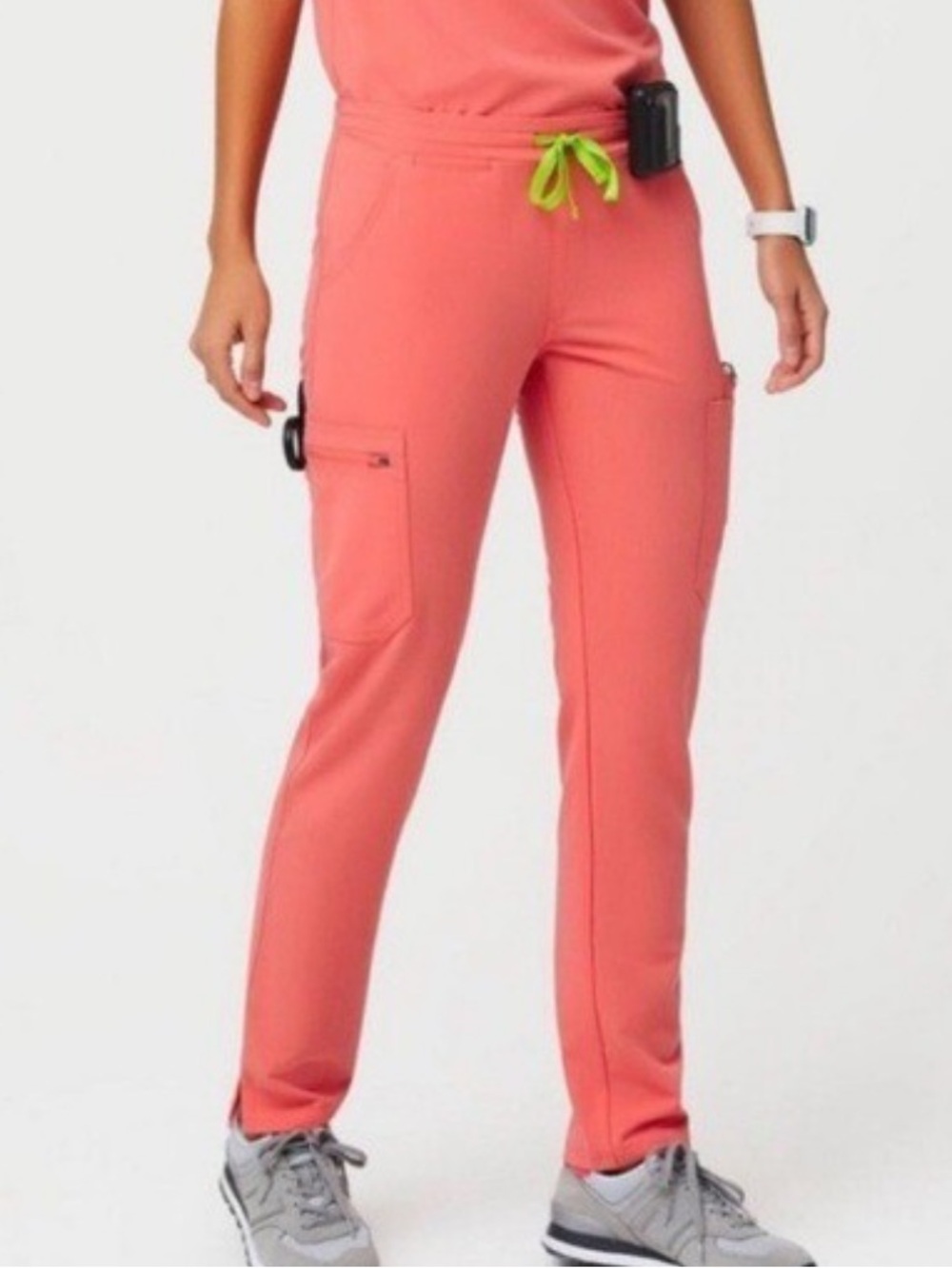 Figs Matching Set Casma Scrub Top and Yola Slim Scrub Pants Hot Coral Size M